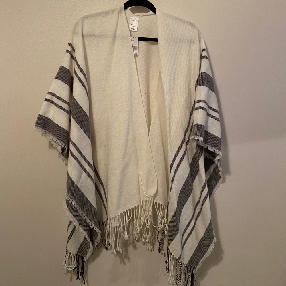 Plus Size Poncho
